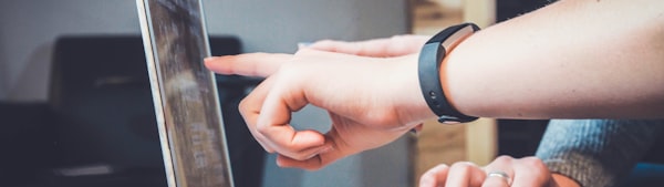 编辑精选作品二 - 全球创意数据可视化图表