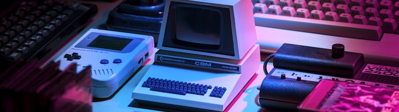 科技创新大赛海报 - 机器人手臂与电路板特写